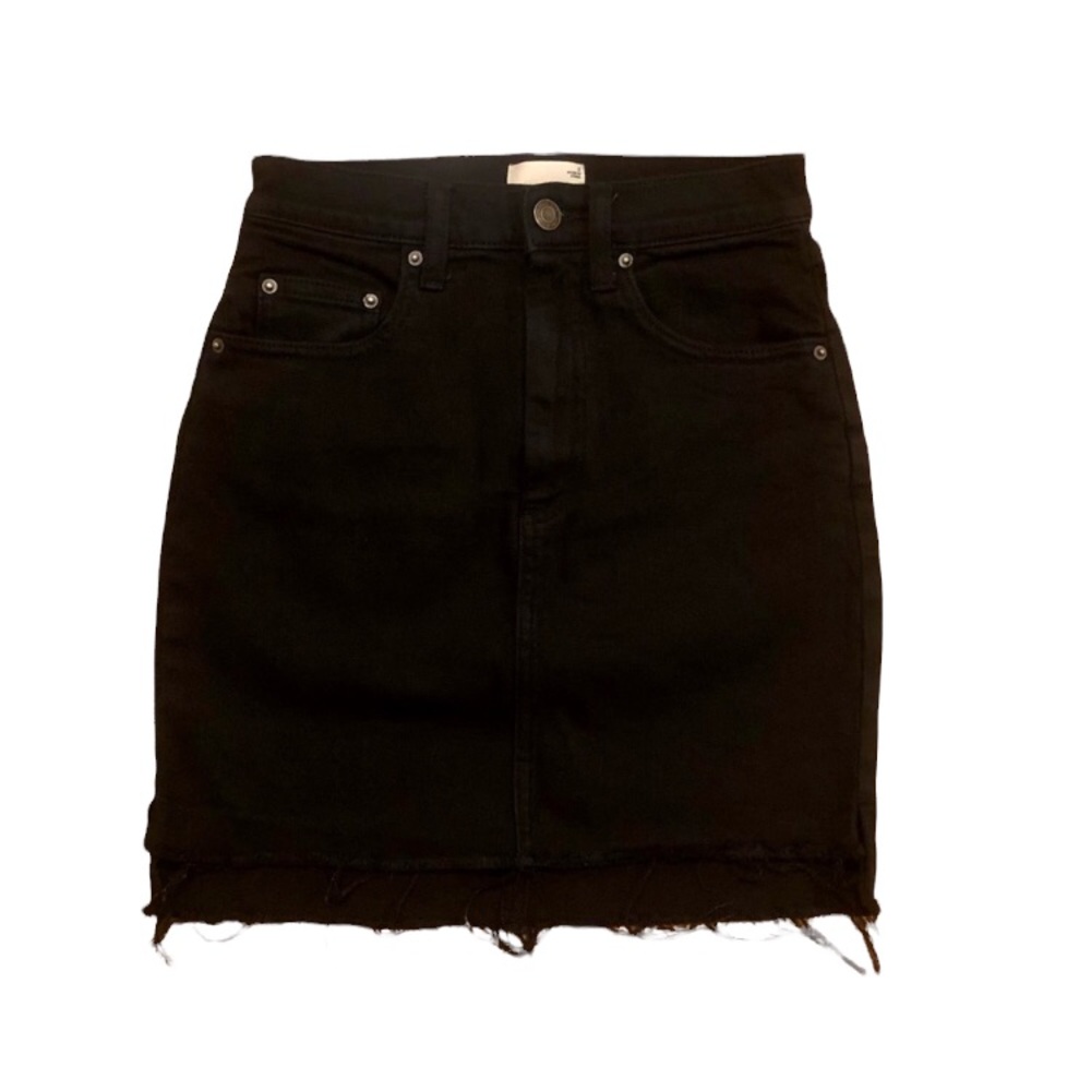 Wilfred Free Black Denim Mini Skirt with raw cut hem size 2 - Picture 9 of 9